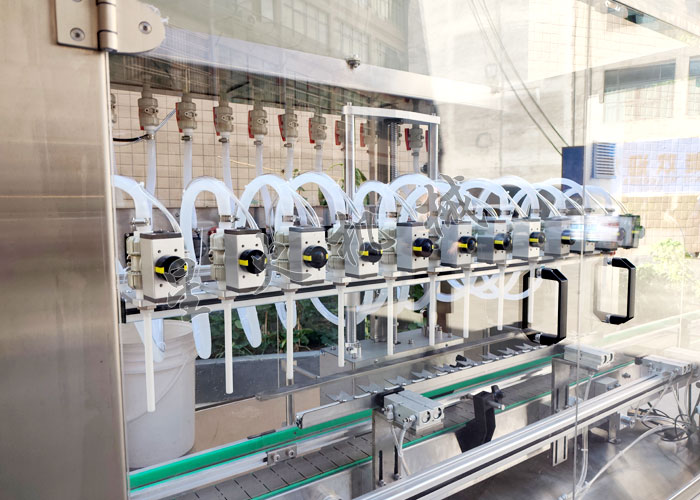 南京84消毒劑灌裝機