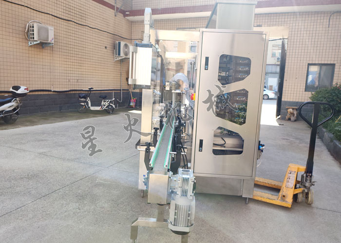 南京84消毒劑灌裝機