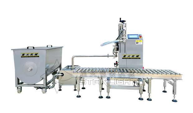 大桶辣椒醬灌裝機設備